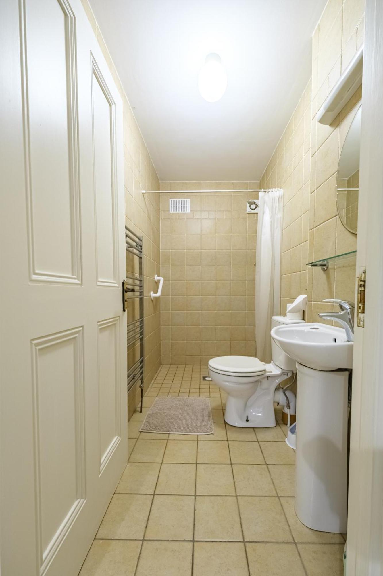 Appartamento 33A Steepleview Trim Esterno foto